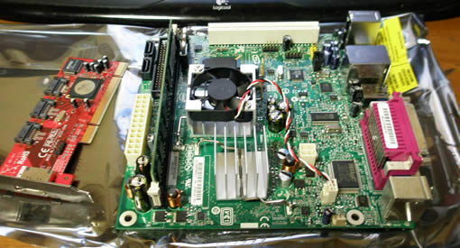 Intel D945GCLF2とSATARAIDボード